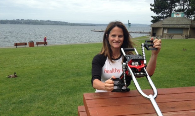 Busy Bothell mother has aha moment invents portable exercise