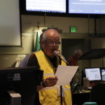 
              State EOC supervisor Chris Utzinger reads messages about the latest details on a simulated tsunami during an earthquake and tsunami readiness drill, Tuesday, June 7, 2016, at Camp Murray, Wash. The four-day event, called Cascadia Rising, is built around the premise of a 9.0 magnitude earthquake 95 miles off of the coast of Oregon that results in a tsunami. (AP Photo/Rachel La Corte)
            