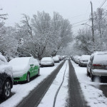 Snow blankets a Ravenna neighborhood street. (Dyer Oxley, MyNorthwest)
