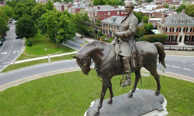 statue, Robert E. Lee...