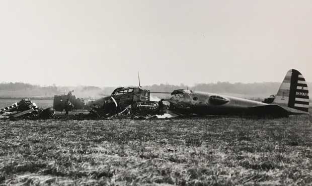 B17-crash_courtesy-boeing-company-archives_620 - MyNorthwest.com