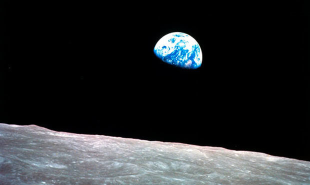 earthrise...