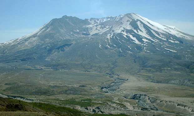 Mount St. Helens. (KIRO 7)...