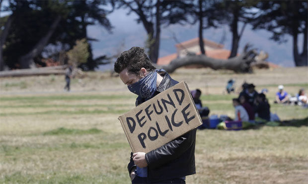 Defunding the police, seattle police...