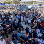 Fans watch the Seattle Kraken 2021 NHL expansion draft at Gas Works Park on July 21, 2021 in Seattle. (Photo by Karen Ducey/Getty Images)