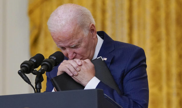 Biden vows to finish Kabul evacuation, avenge US deaths...