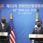 
              U.S. Defense Secretary Lloyd Austin, left, and South Korean Defense Minister Suh Wook attend a news conference following the 53rd Security Consultative Meeting a​t the Defense Ministry in Seoul, South Korea, Thursday, Dec. 2, 2021. (Kim Hong-Ji/Pool Photo via AP)
            