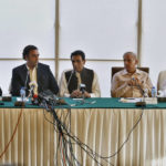 
              Leader of the Muttahida Qaumi Movement Khalid Maqbool Siddiqui, center, with opposition parties leaders, Aktar Mangel, left, Bilawal Bhutto Zardari, second left, Shahbaz Sharif, second right, and Maulana Fazal-ur-Rehman give a press conference, in Islamabad, Pakistan, Wednesday, March 30, 2022. Lawmakers appeared poised to push Prime Minister Imran Khan out of power in an upcoming no-confidence vote, after a small but key coalition partner abandoned him and joined the opposition. (AP Photo/Anjum Naveed)
            