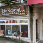 Nielsen's is located on Second Avenue West, just south of Mercer Street. (Feliks Banel/KIRO Newsradio)