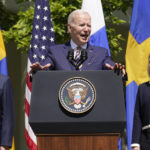 
              President Joe Biden accompanied by Swedish Prime Minister Magdalena Andersson and Finnish President Sauli Niinisto, speaks in the Rose Garden of the White House in Washington, Thursday, May 19, 2022. (AP Photo/Andrew Harnik)
            