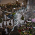
              Dried flower bouquets inside a flower shop in a temporary closed market Kharkiv, eastern Ukraine, Tuesday, May 24, 2022. (AP Photo/Bernat Armangue)
            