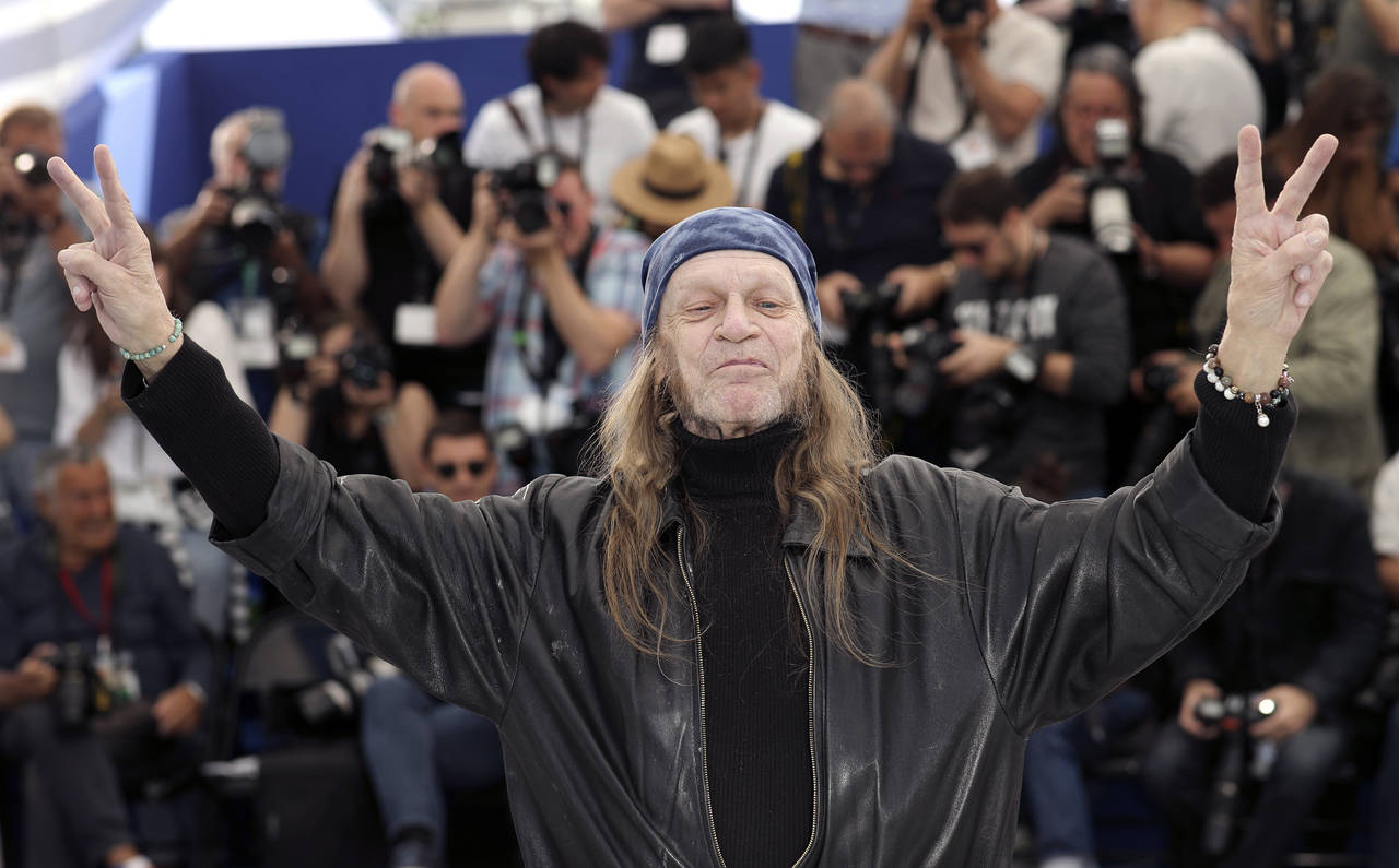 FILE - Actor Leon Vitali poses for photographers at the photo call for the film 'The Shining' at th...