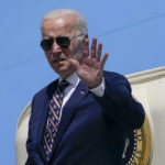 
              President Joe Biden waves before boarding Air Force One at Columbus International Airport in Columbus, Ohio, Friday, Sep. 9, 2022, after attending a groundbreaking for a new Intel computer chip facility in New Albany, Ohio. (AP Photo/Manuel Balce Ceneta)
            