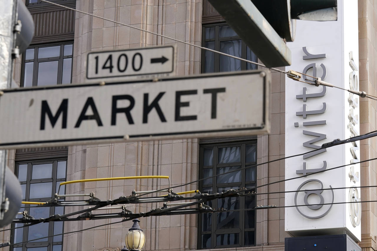 A Market Street sign is shown in front of Twitter headquarters in San Francisco, Friday, Oct. 28, 2...