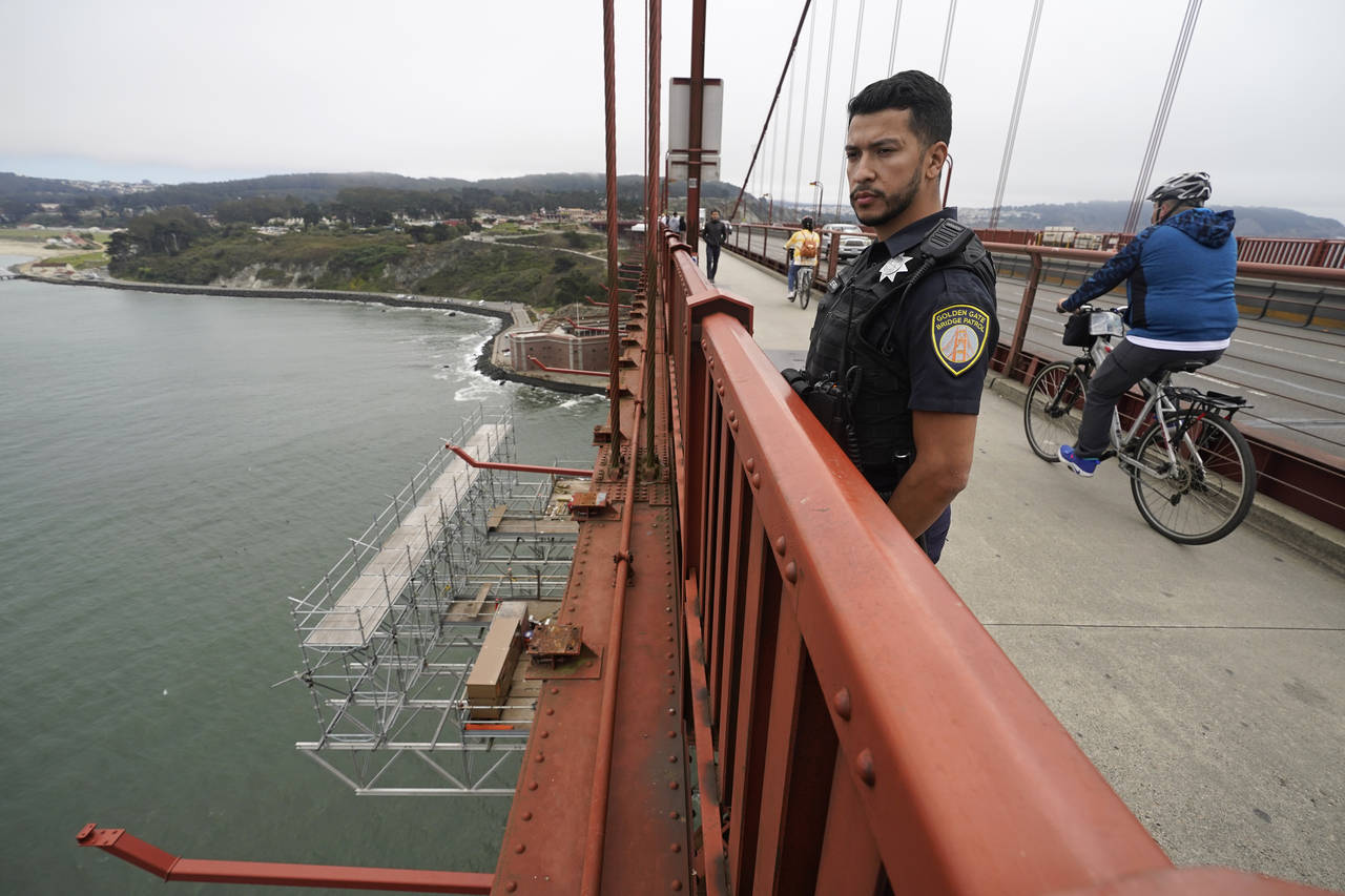 Contractor Golden Gate Bridge Suicide Net Will Cost 400m 6940