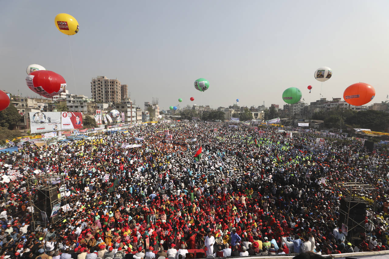 Bangladesh National Party (BNP) supporters shout slogans during a rally in Dhaka, Bangladesh, Satur...