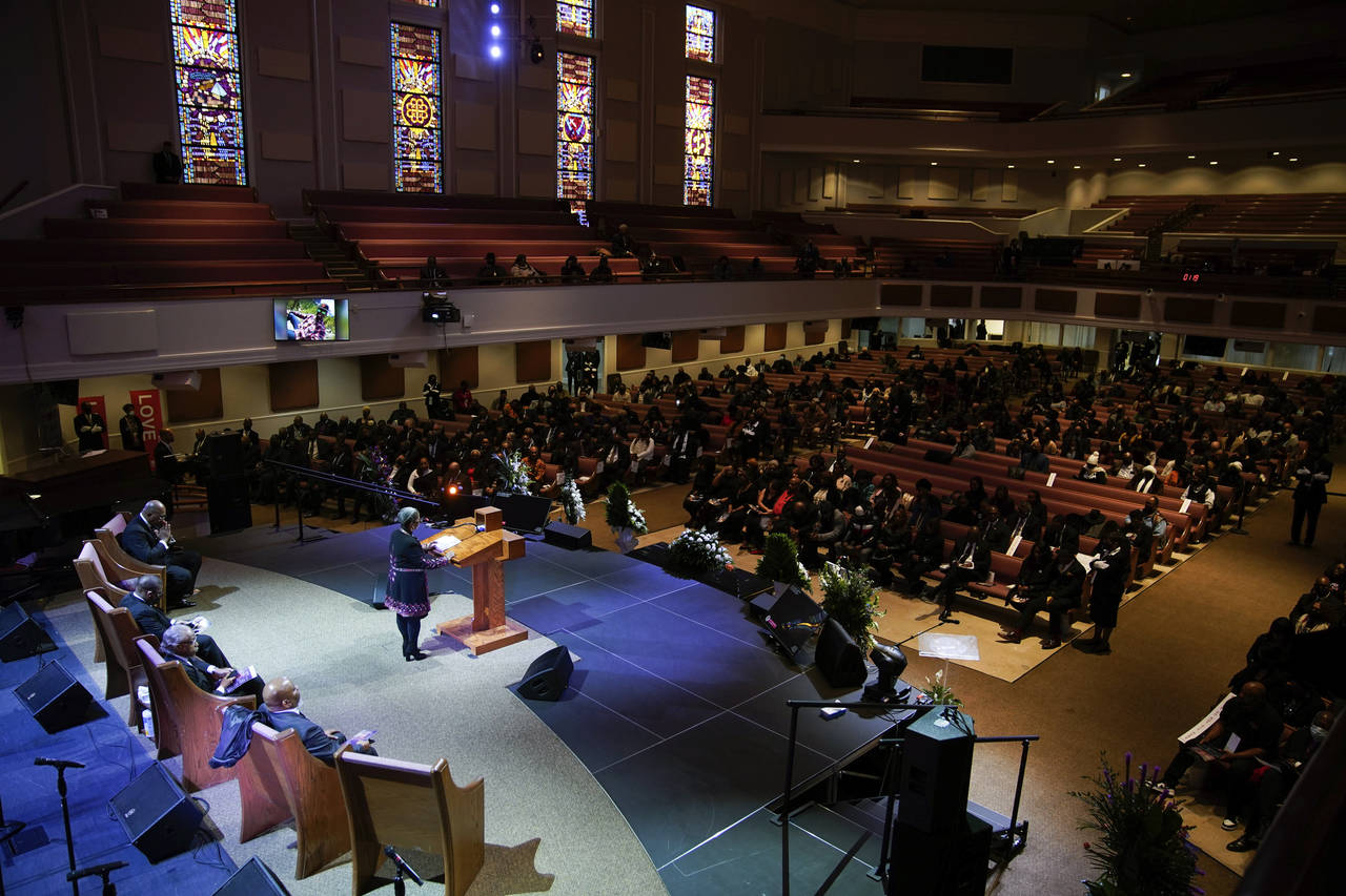 Rev. Dr. Rosalyn Nichols speaks during the funeral service for Tyre Nichols at Mississippi Boulevar...
