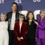 
              From left, Rita Moreno, Tom Brady, Sally Field, Lily Tomlin and Jane Fonda, cast members in "80 for Brady," pose together at the premiere of the film, Tuesday, Jan. 31, 2023, at the Regency Village Theatre in Los Angeles. (AP Photo/Chris Pizzello)
            