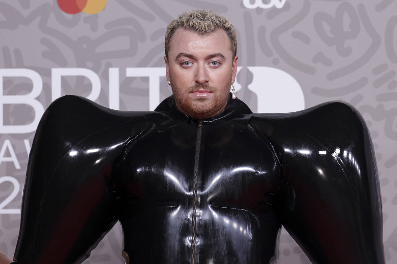 Air apparent Sam Smith goes viral with Brit Awards outfit