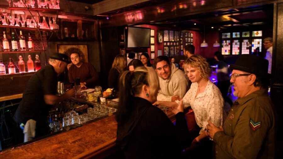 Seattle is looking at expanding bar alcohol service, possibly to 24 hours
