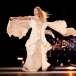  Taylor Swift performs onstage during the Taylor Swift | The Eras Tour at Lumen Field on July 22, 2023 in Seattle, Washington. (Photo by Mat Hayward/Getty Images for TAS Rights Management)