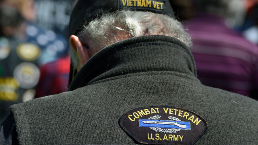 Image: A U.S. Army and Vietnam War veteran attends a Memorial Day event at the Santa Fe National Ce...