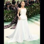 Ariana Grande attends The 2024 Met Gala Celebrating "Sleeping Beauties: Reawakening Fashion" at The Metropolitan Museum of Art on May 06, 2024 in New York City. (Photo: Jamie McCarthy, Getty Images)