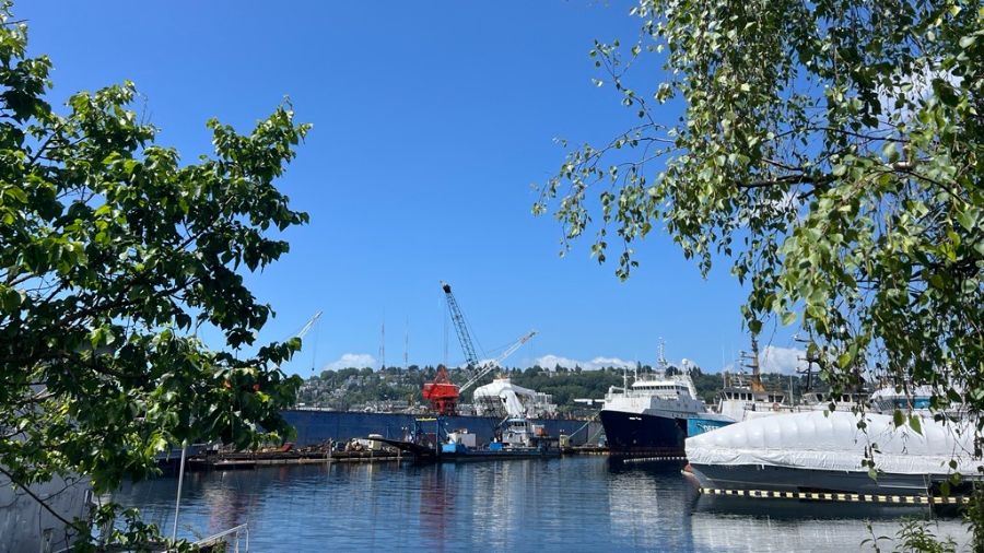 Photo: The warmer and drier weather is coming back soon. Here, the sun shines in Seattle' Eastlake ...