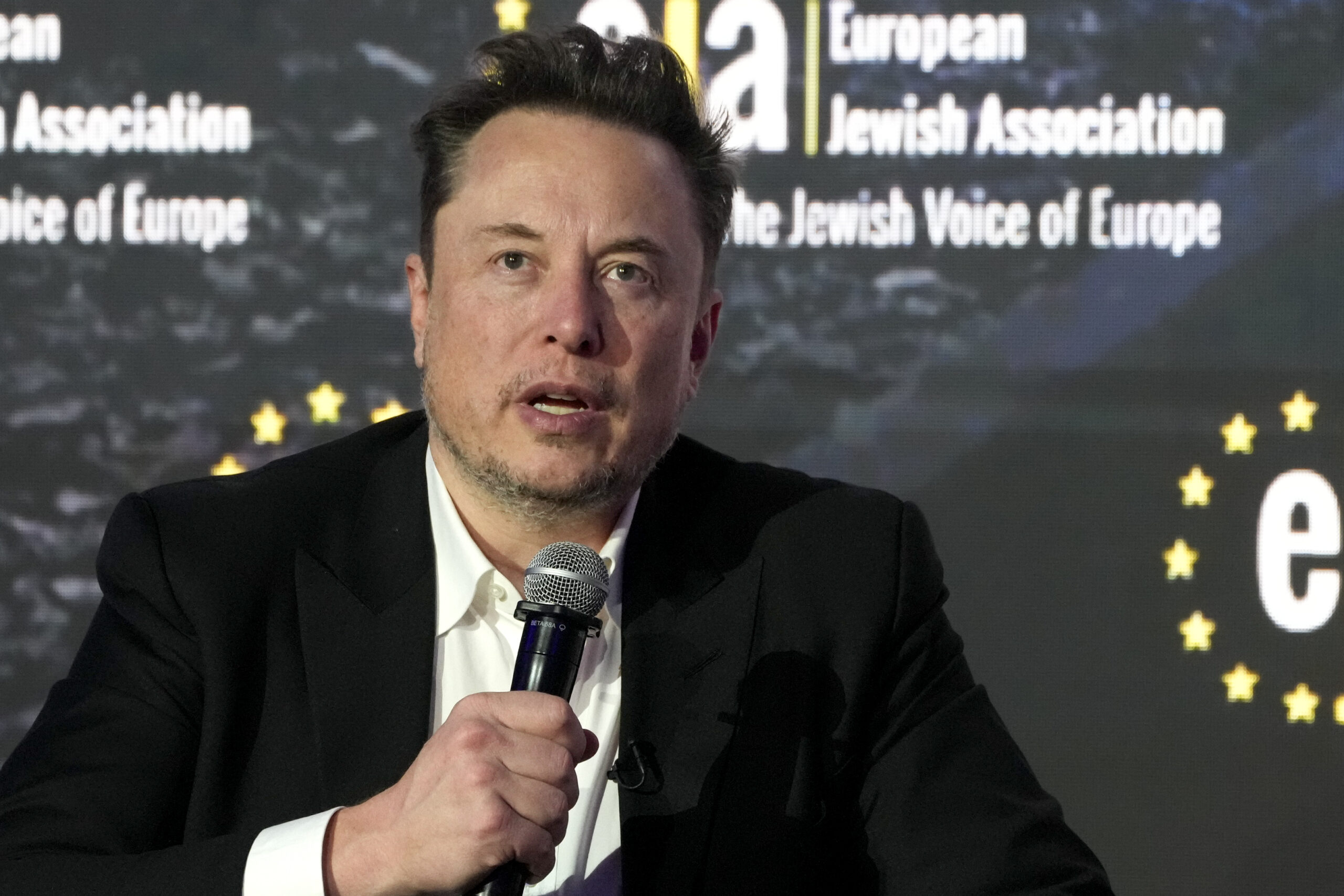 A manipulated video shared by Musk mimics Harris' voice, raising