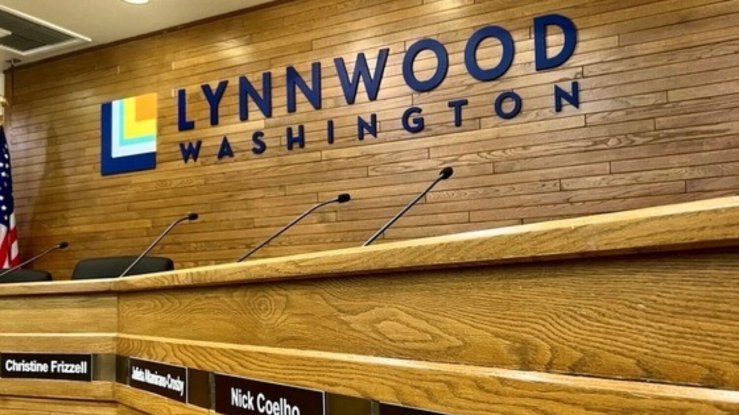 Lynnwood Council appointee Rebecca Thornton withdrew an hour before her appointment....