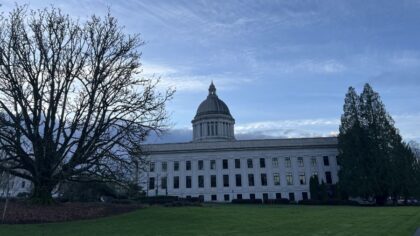 'Why is this a one-size-fits-all policy?': Washington lawmakers debate 32-hour work week