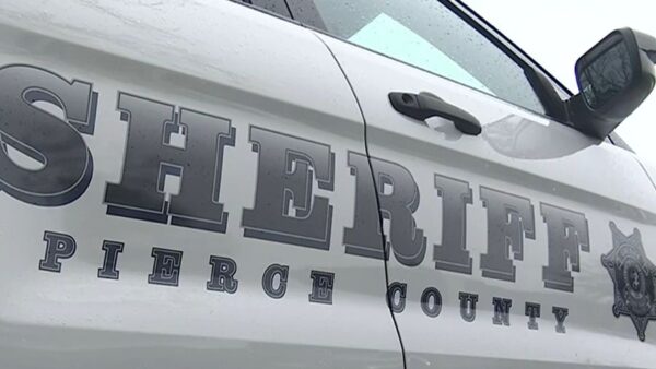 Deputies, domestic violence suspect exchange gunfire in Puyallup