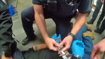 'How can I help you today?': Tacoma suspect allegedly poses as bank worker, sets fire before arrest