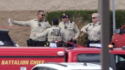 2 dead, including suspect, multiple injured in Las Vegas shooting