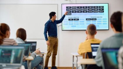 'Give kids different ways of learning': Gee, Ursula debate over usage of AI in classrooms