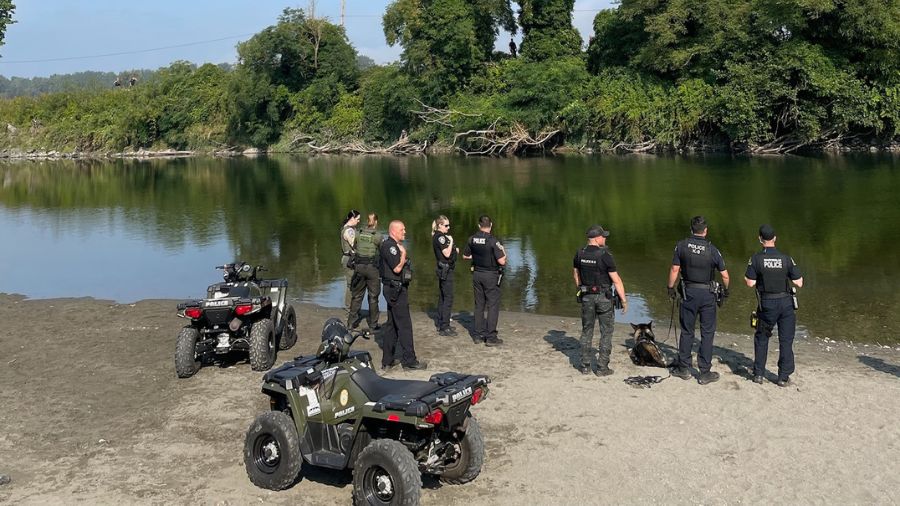 fishing jumps into river escaping DOC custody...