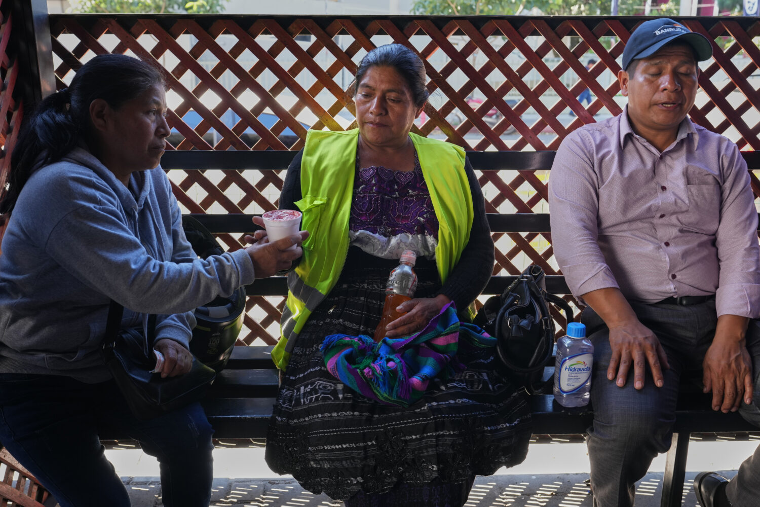 Vilma Pérez, center, the mother of migrant Maria Florinda Ríos Perez who was killed in Indiana, w...