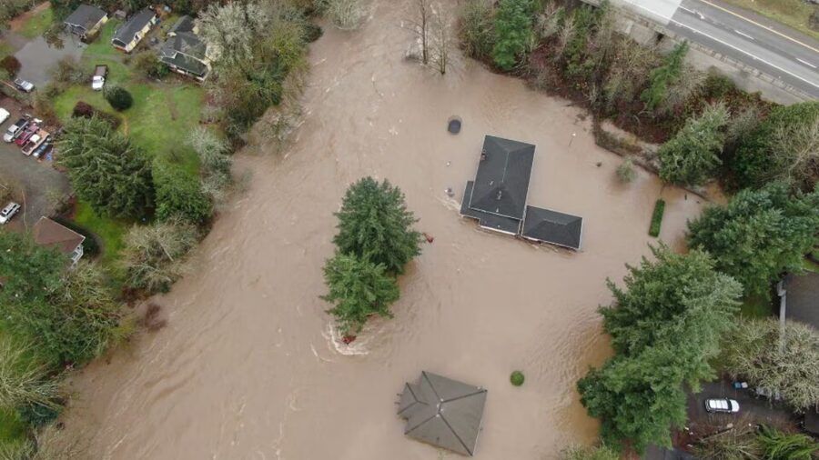 Maple Valley flooding...