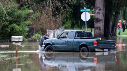 8 western WA rivers remain at dangerous Flood Phase 3, 4