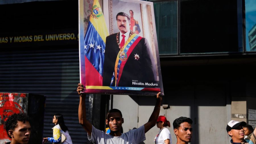 Venezuela officers killed maduro...