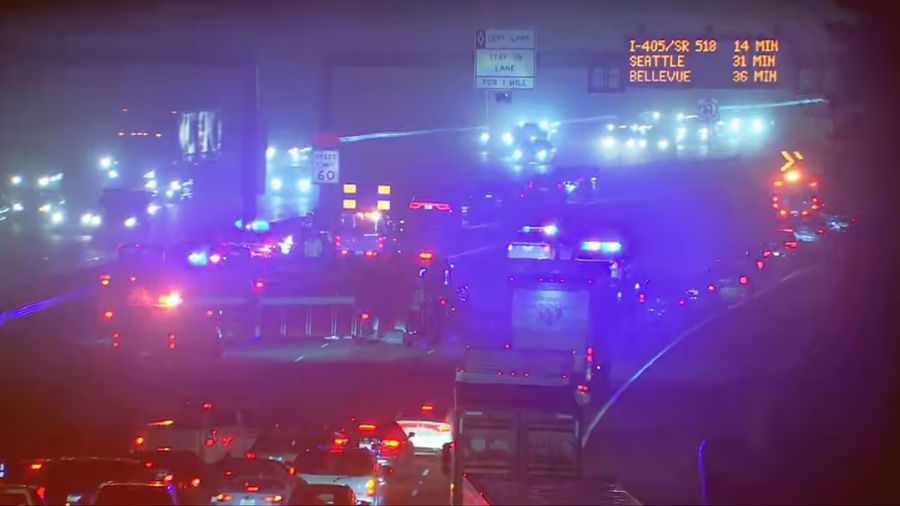 I-5 fife 20-vehicle crash...