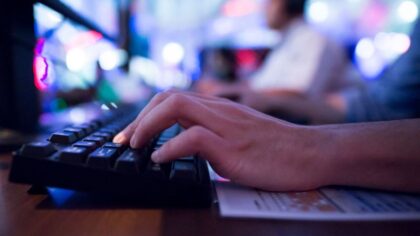 'They can do it for free': Spike links AI surge to Seattle layoff increase
