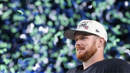 'Right place at the right time': Superfan finds Seahawks in unforgettable moment at Disneyland