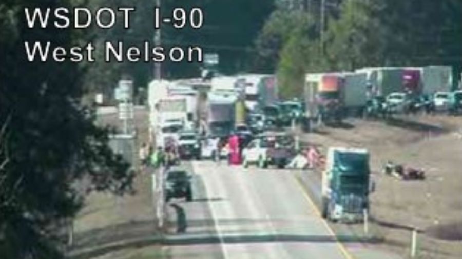 EB I-90 lanes blocked cle elum...
