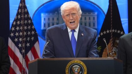 Trump says he’ll sign an executive order to enact a 10% global tariff