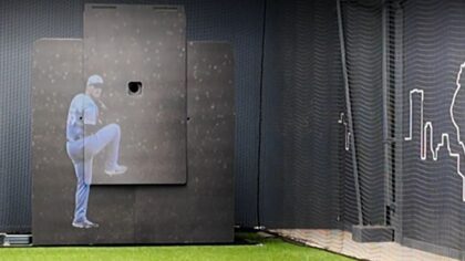WATCH: AI Takes the Mound — Mariners train against virtual big-leaguers