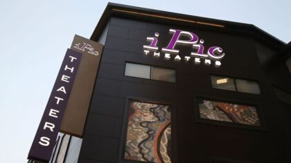 Luxury dine-in theater in Redmond Town Center to permanently close, laying off 64 workers