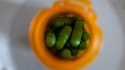Puyallup man sentenced for distributing 100K fentanyl pills disguised as oxycodone on dark web