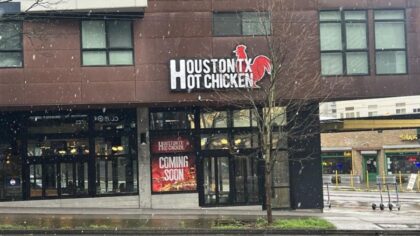 New Houston chicken restaurant opening in Seattle with free food, $1K challenge