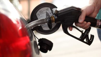 WA gas prices hit second-highest in nation at $5+ per gallon, nearly 40% above national average